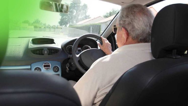 securite-routiere-ameliorer-la-conduite-des-seniors-pour-prevenir-les-accidents