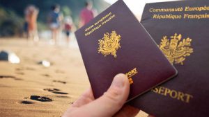 voyager-sans-passeport-ou-les-francais-peuvent-ils-passer-les-vacances-2023-sans-passeport