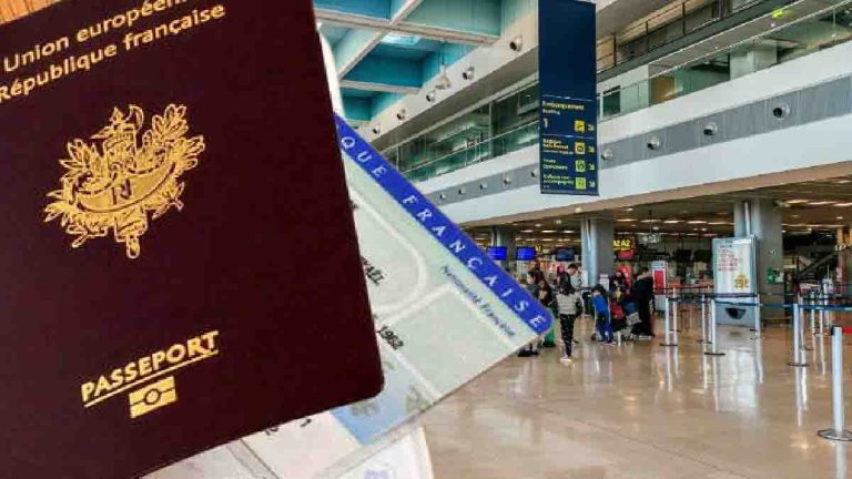 le-passeport-papier-sur-le-point-de-disparaitre-les-avantages-du-passeport-numerique
